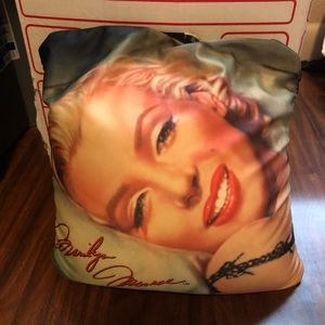 Marilyn Monroe pillow